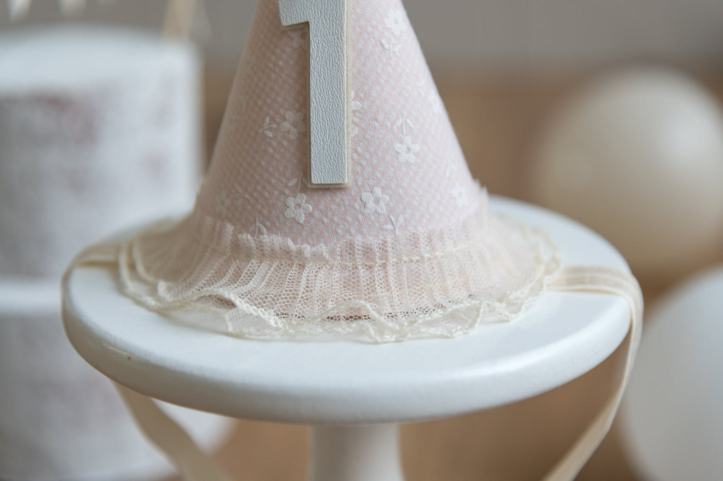 Cream and light pink delicate daisy 1st birthday hat