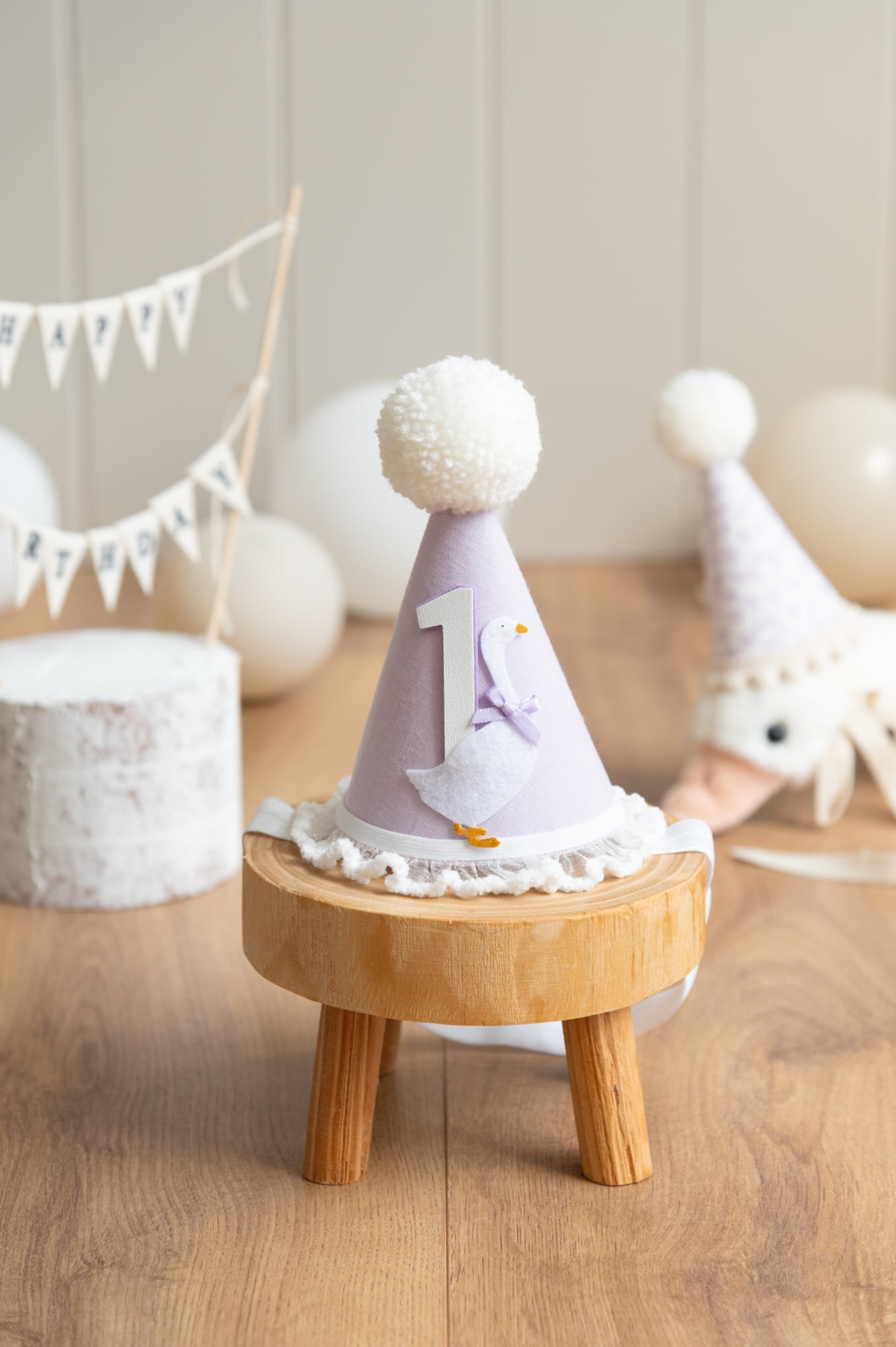 One silly Goose hat - purple