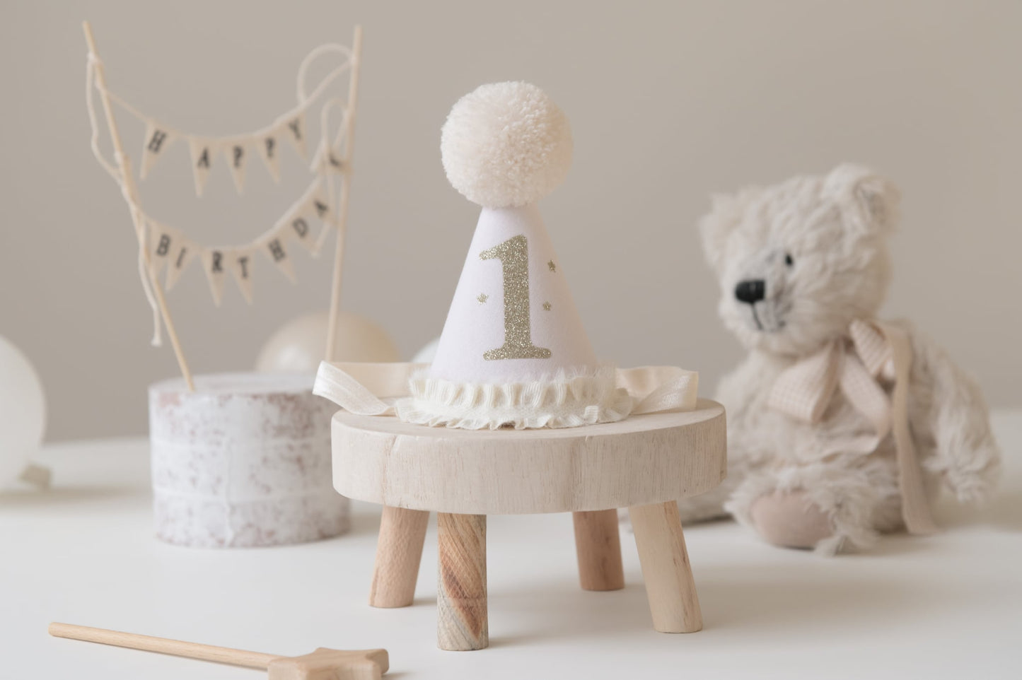 First birthday hat Ivory/Gold