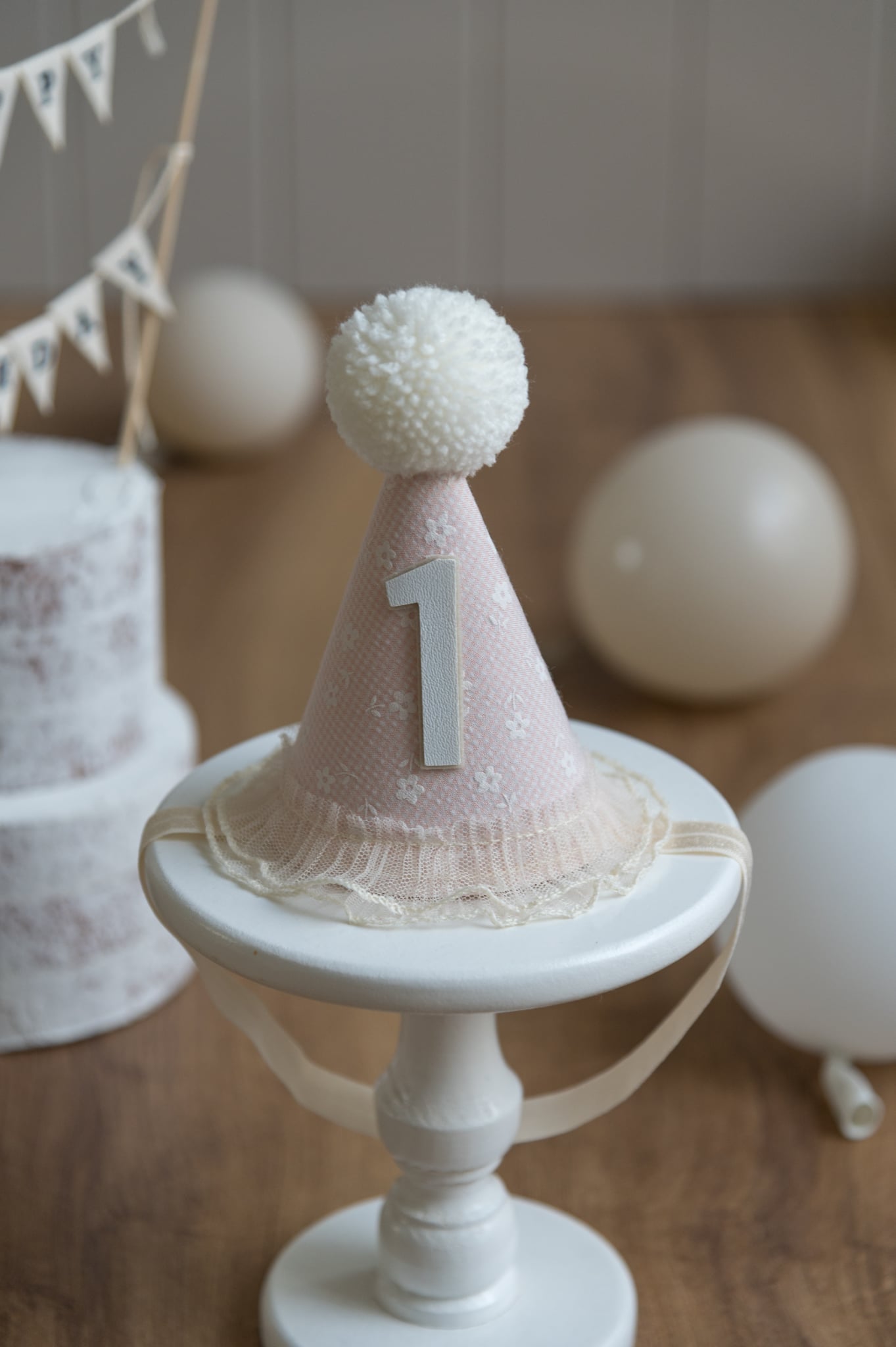 Cream and light pink delicate daisy 1st birthday hat