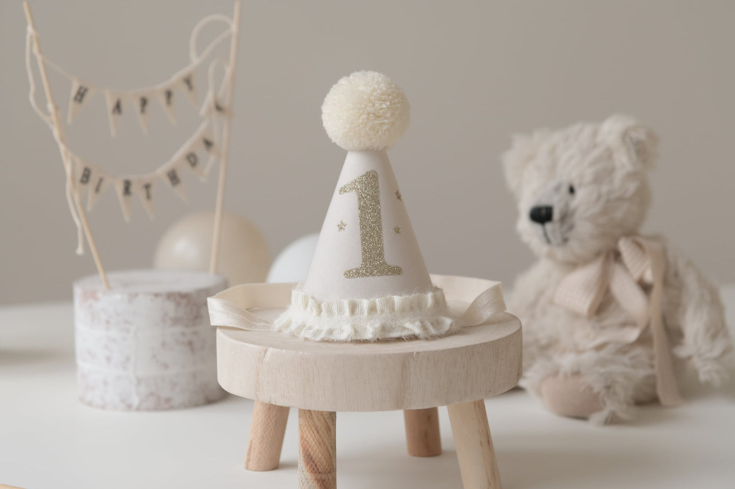 First birthday hat Ivory/Gold