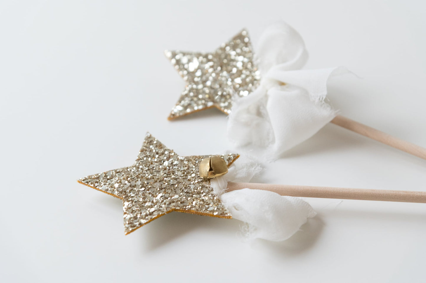 Glitter wands