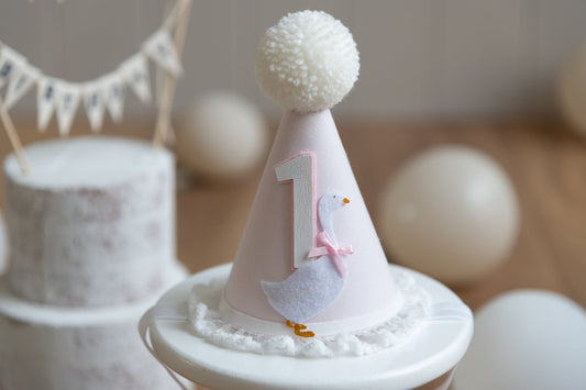 One silly Goose hat - Pink