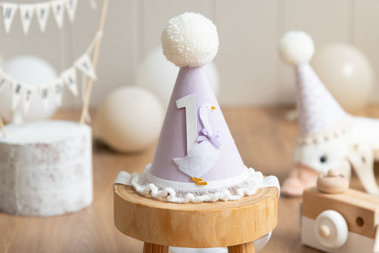 One silly Goose hat - purple